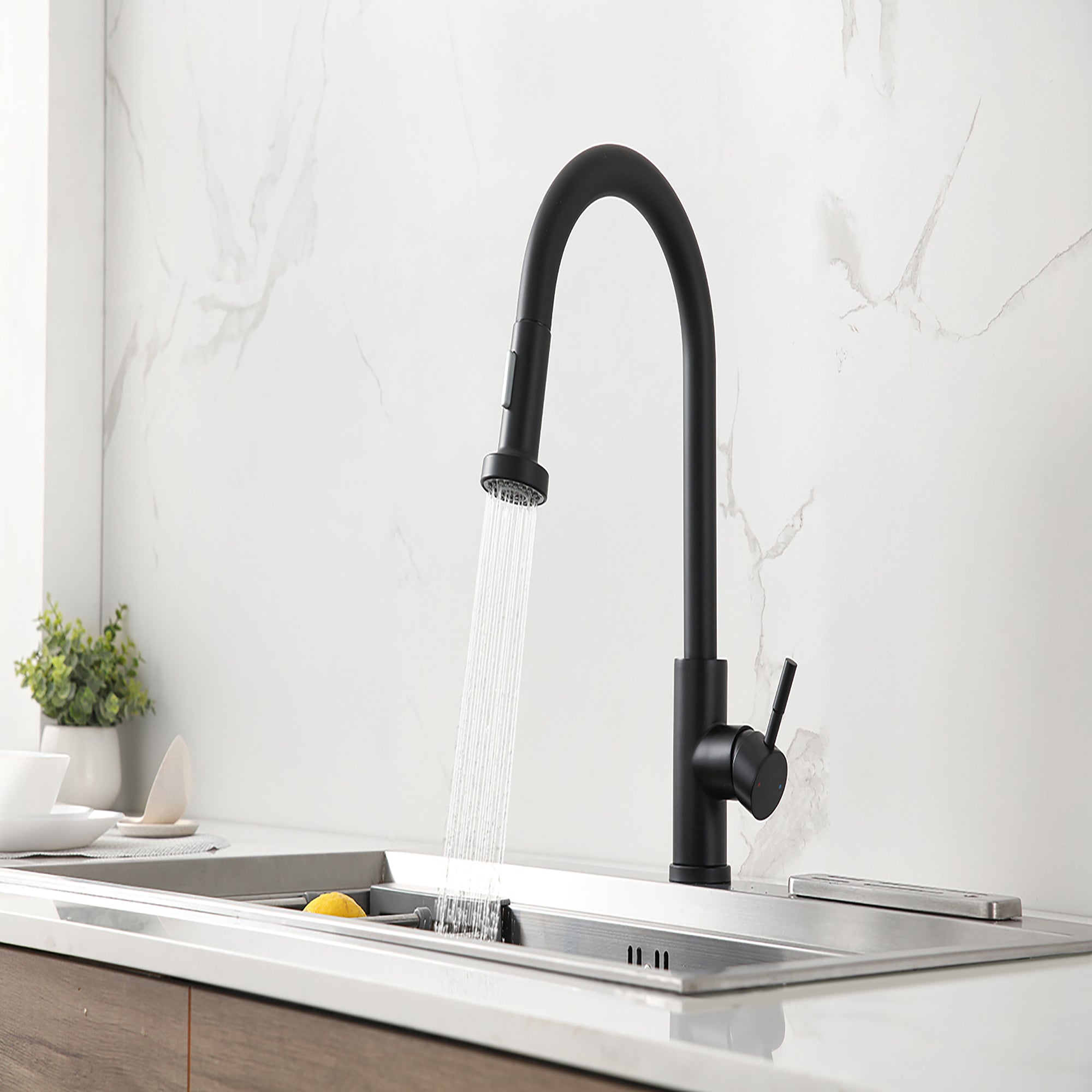 Single Handle Deck Mounted High Arc Pull Out Stainless Steel Kitchen Faucet
