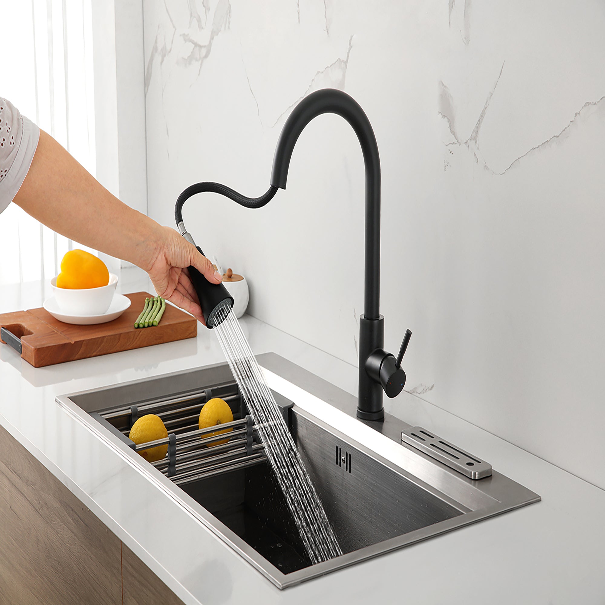 Single Handle Deck Mounted High Arc Pull Out Stainless Steel Kitchen Faucet