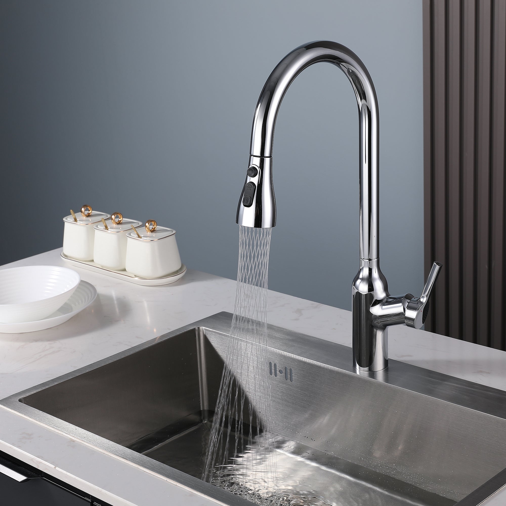 Single Handle Deck Mounted High Arc Pull Down Brass Kitchen Faucet(606)