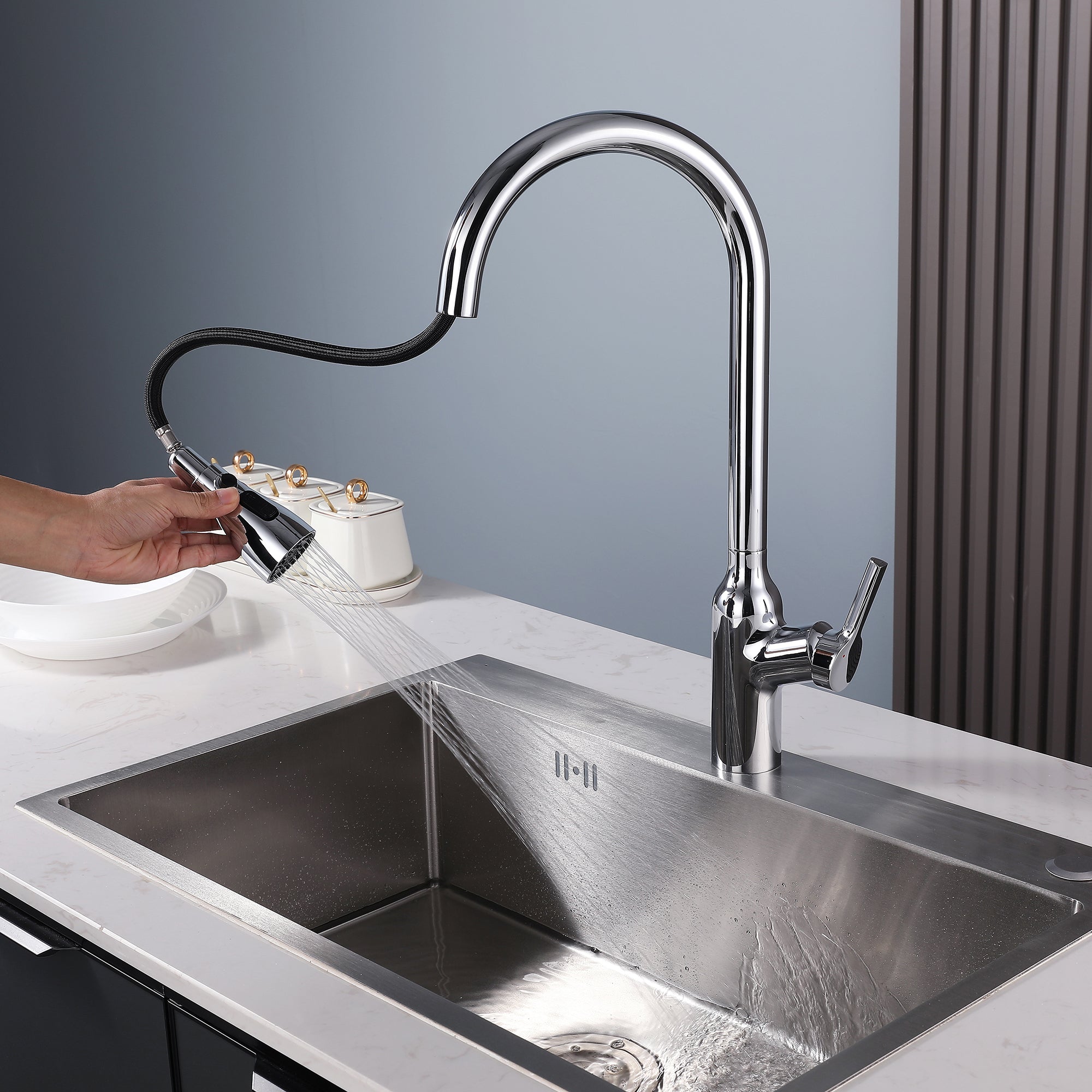 Single Handle Deck Mounted High Arc Pull Down Brass Kitchen Faucet(606)