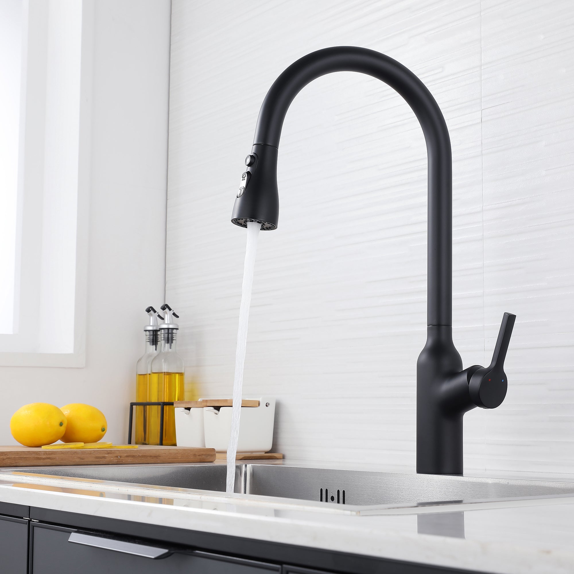 Single Handle Deck Mounted High Arc Pull Down Brass Kitchen Faucet(606)