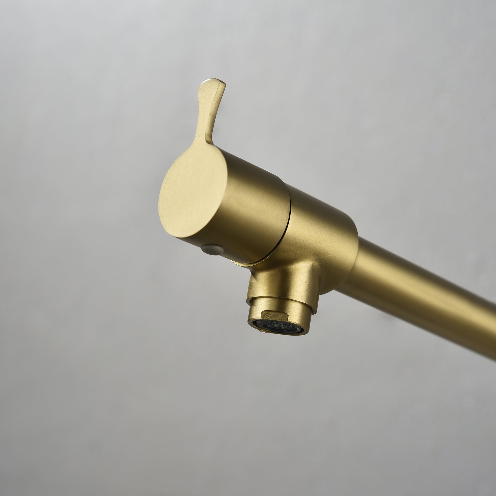 Single Handle Wall Mounted Pull Out Stainless Steel Kitchen Faucet