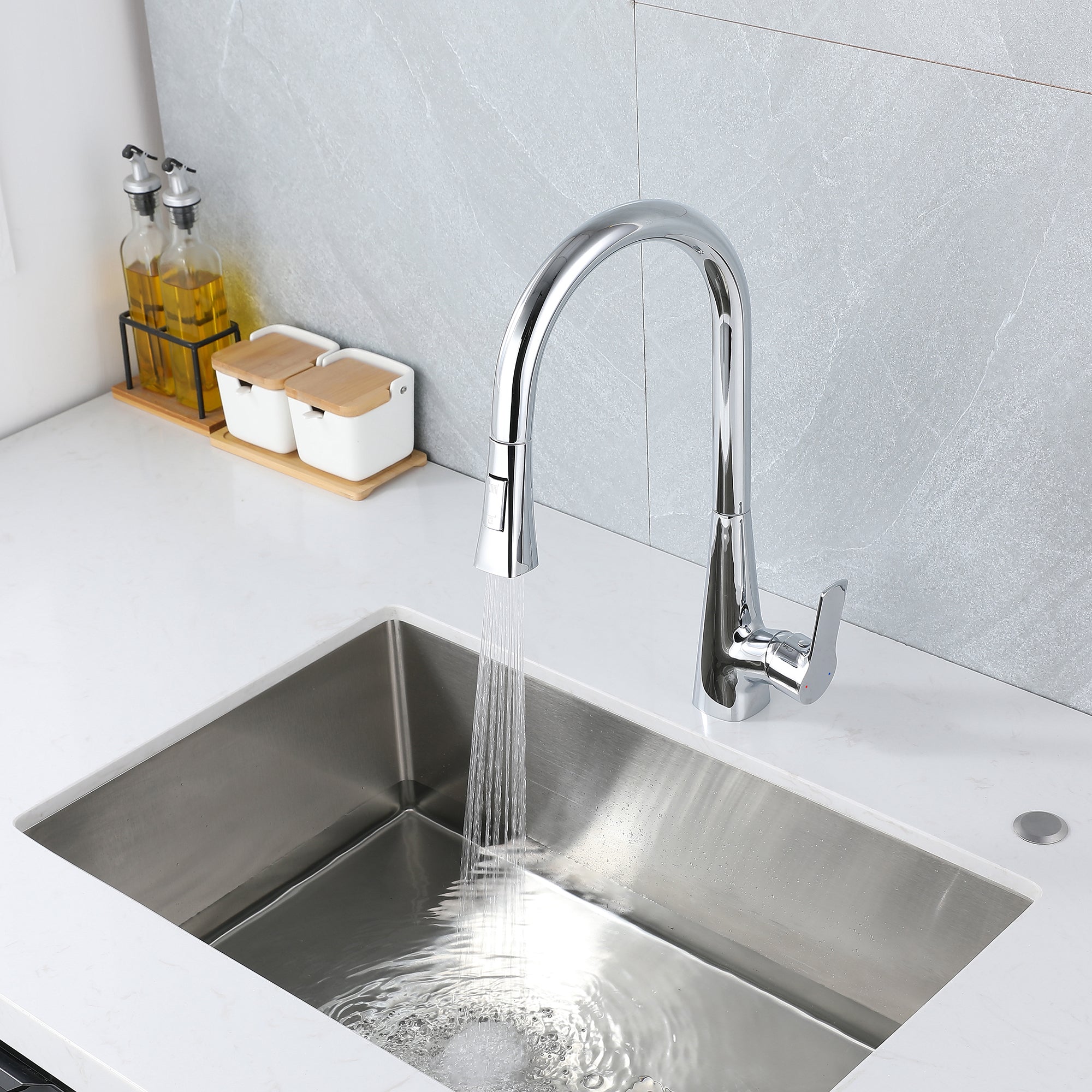 Single Handle Deck Mounted High Arc Pull Down Brass Kitchen Faucet(610)
