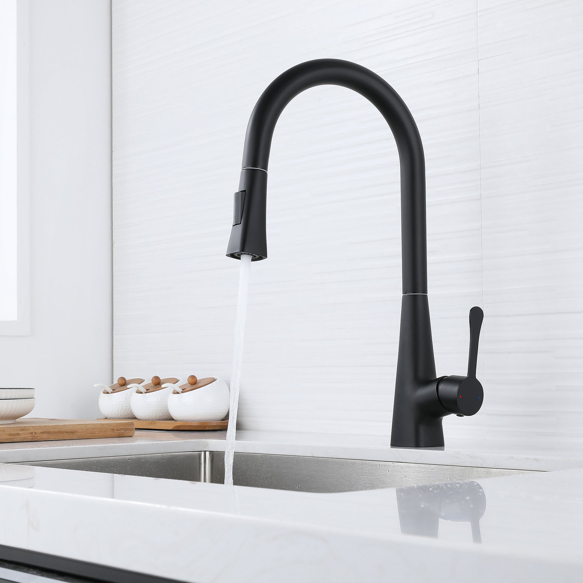 Single Handle Deck Mounted High Arc Pull Down Brass Kitchen Faucet(610)