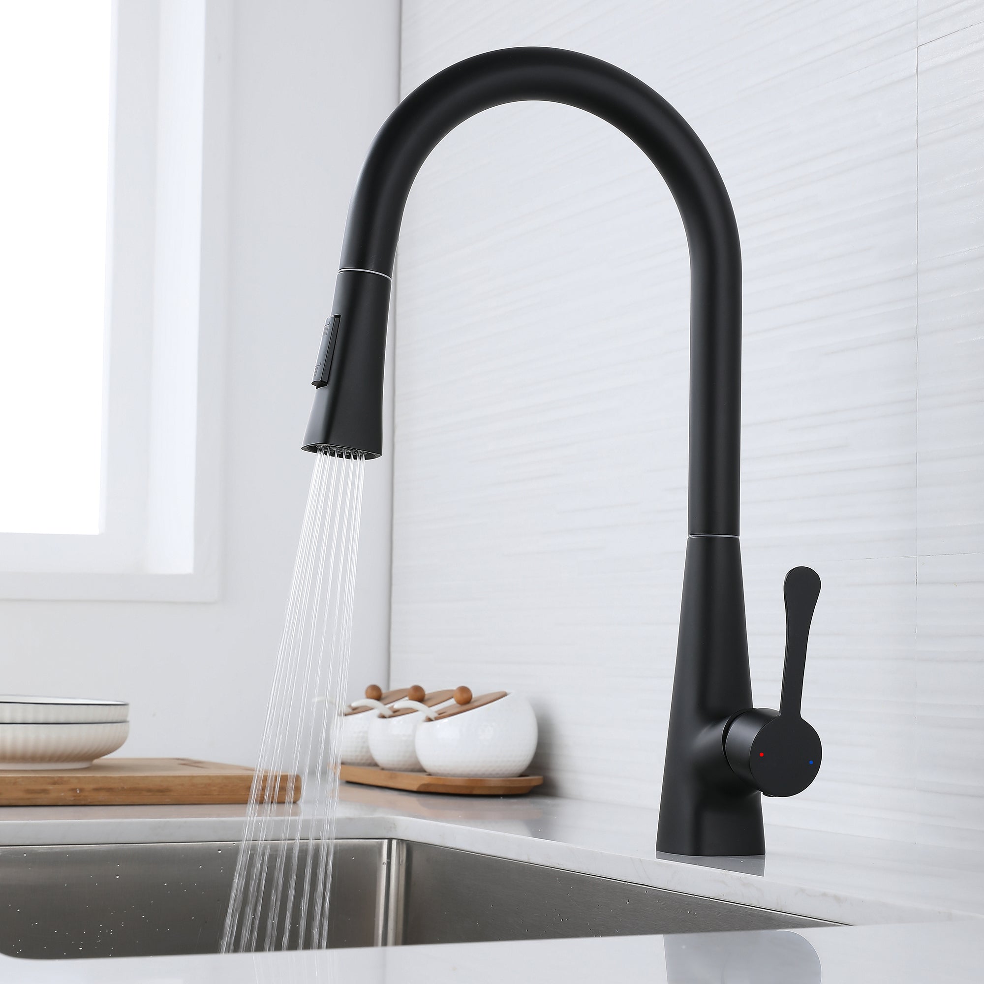 Single Handle Deck Mounted High Arc Pull Down Brass Kitchen Faucet(610)