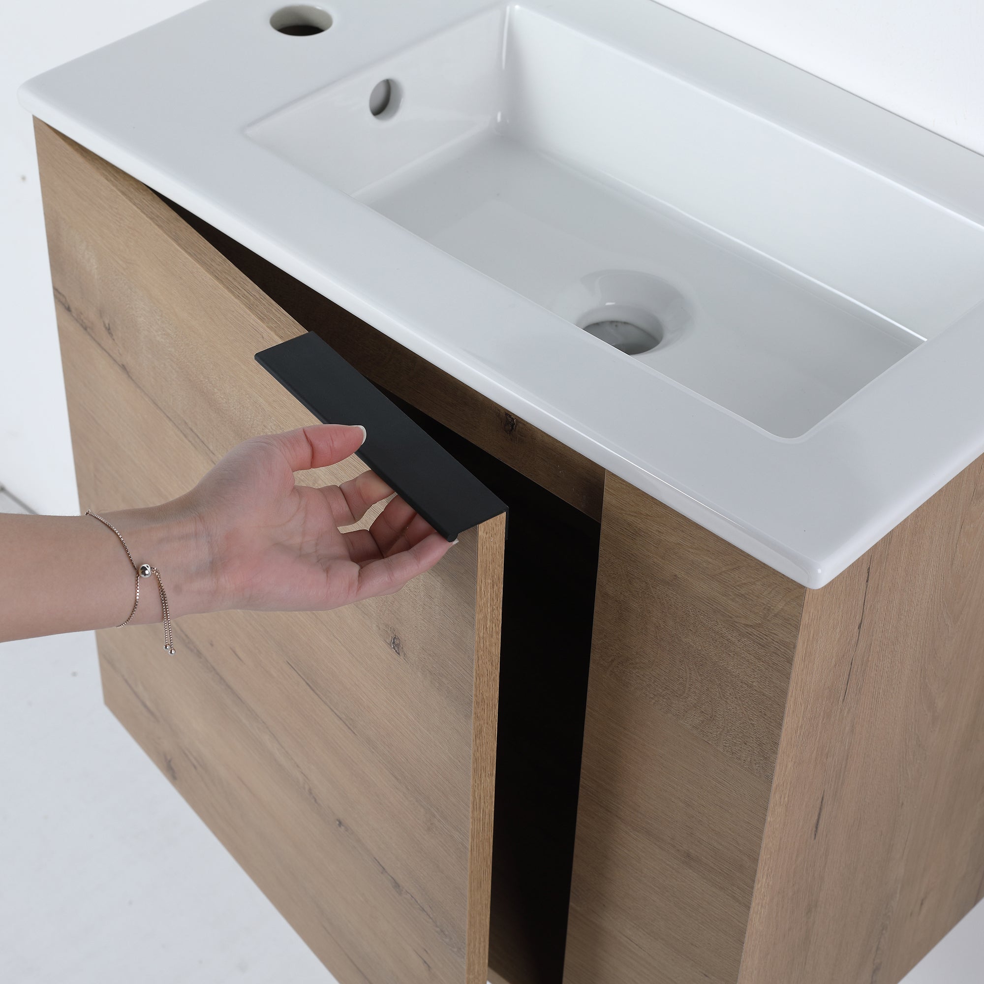 22 inch Plywood Wall-Mounted Bathroom Vanity Set with Integrated Ceramic Sink