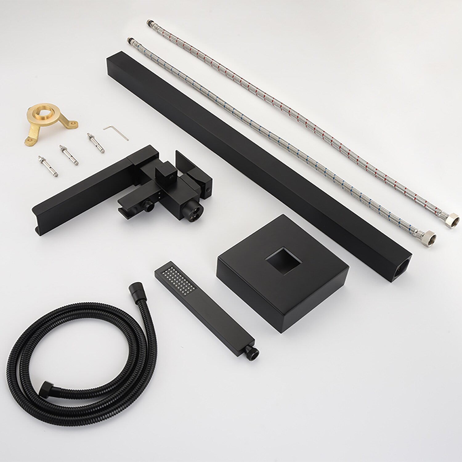 Single Handle Single Hole Bathroom Faucet in Matte Black