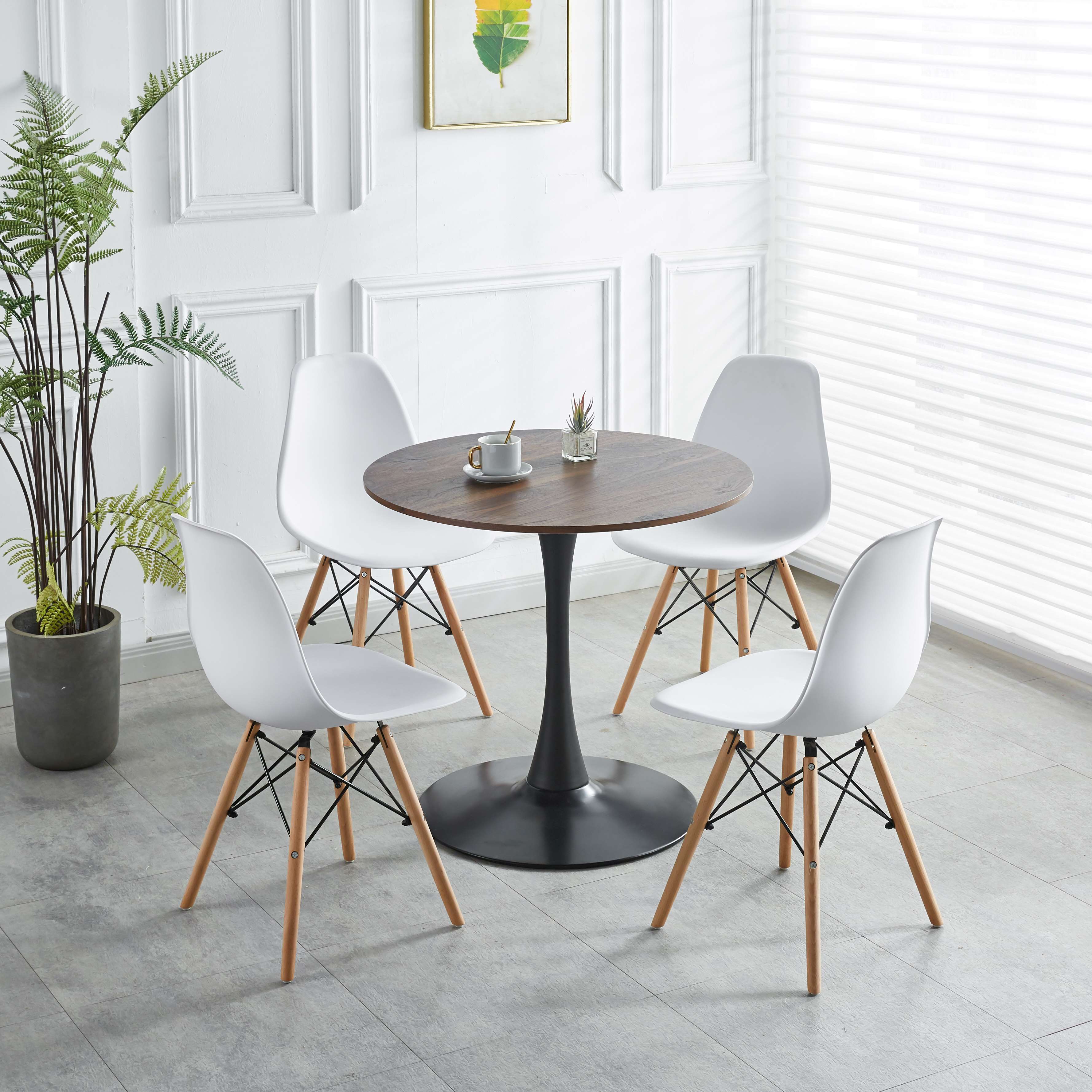 Stylish Mid-Century Style, 31.5" Black and Walnut Tulip Table