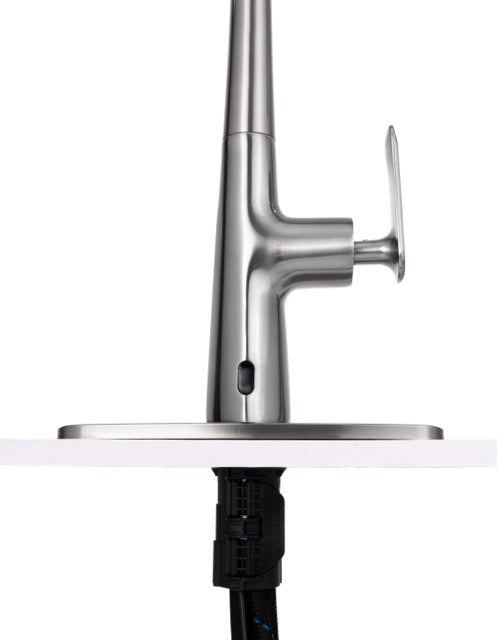 Single Handle Deck Mount Pull Down Brass Kitchen Faucet with Deckplate