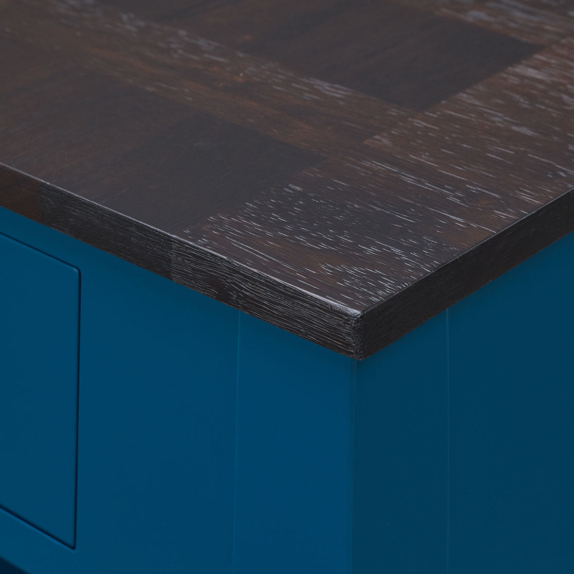 49 Inch Solid Wood and MDF Console Table with 3 Drawers and 2 Shelves