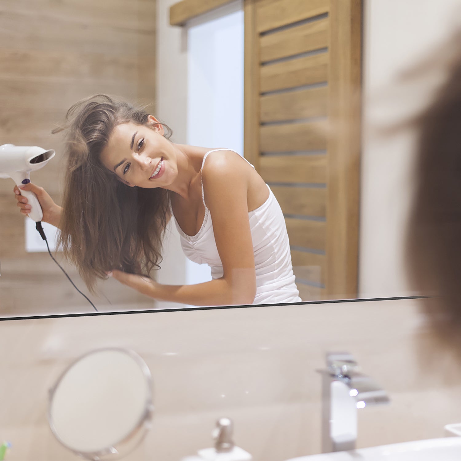 Rectangular Framed Anti-rust Wall Mounted Bathroom Mirror