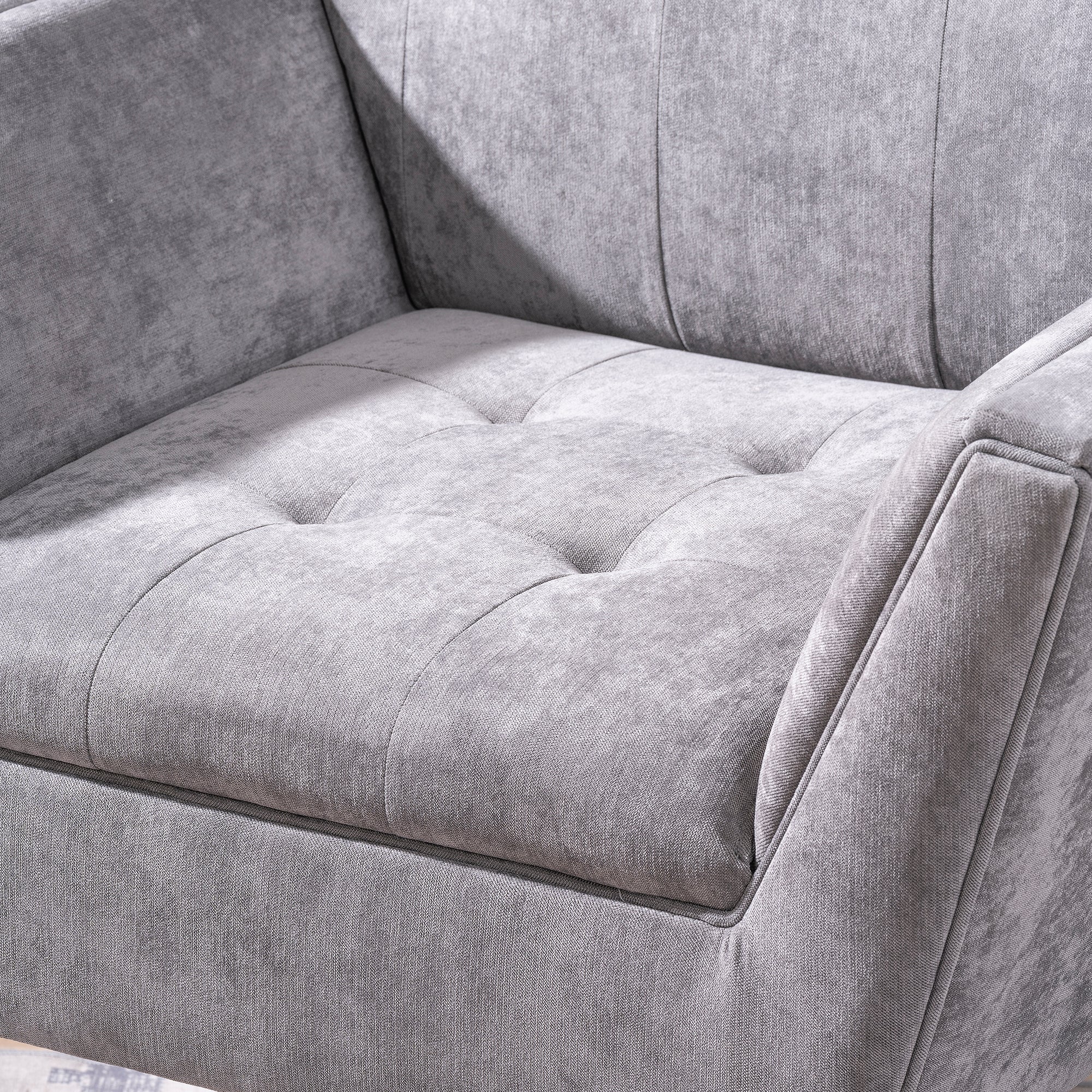 32" Wide Tufted polyester/Faux leather Armchair