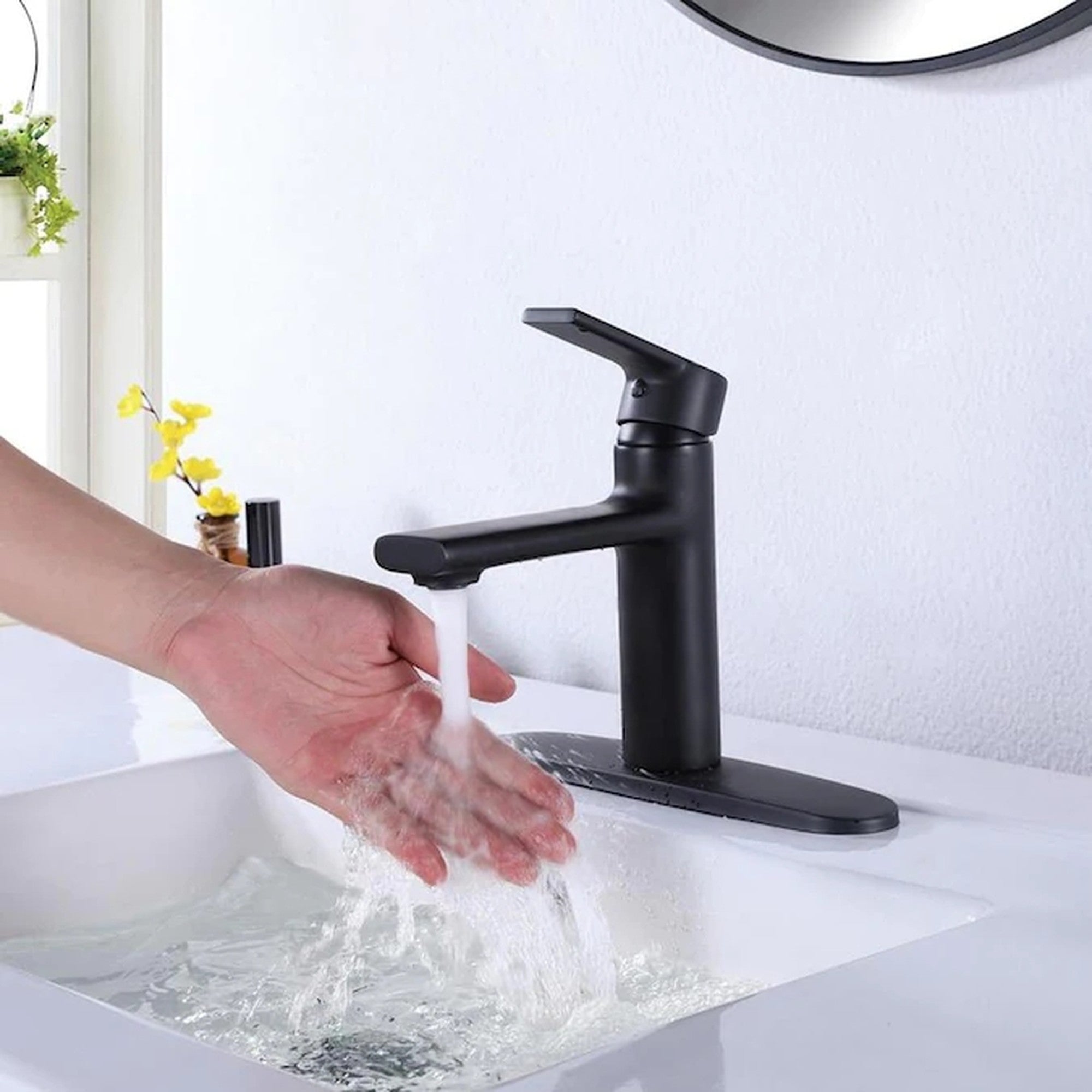 Single Handle Deck Mounted Bathroom Faucet