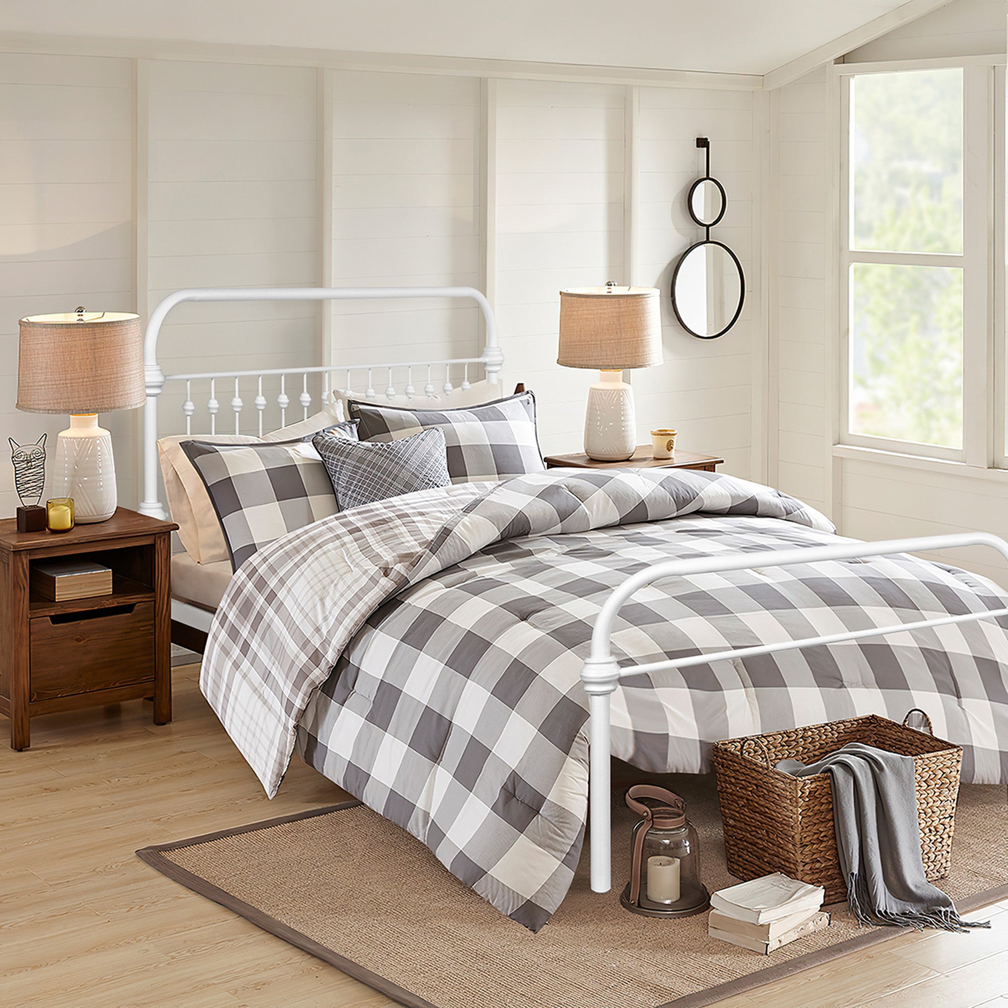 Twin/Full/Queen Wood Frame Platform Bed with Center Support Legs