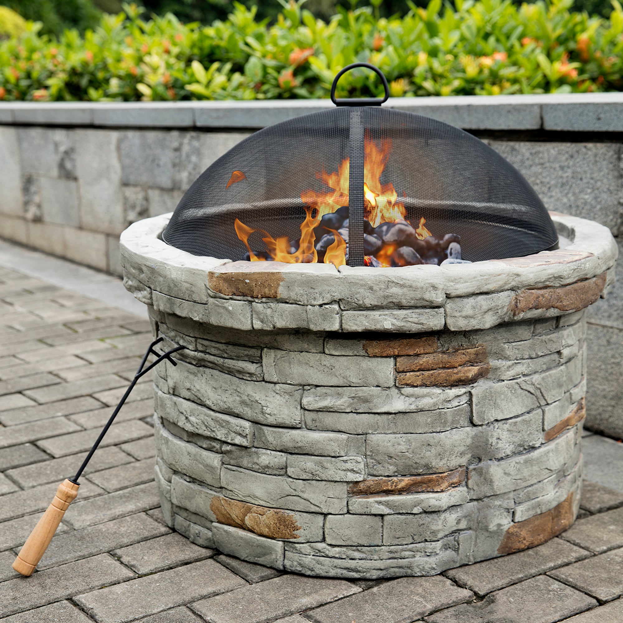 Round Faux Stone Outdoor Fire Pit with Rain Cover