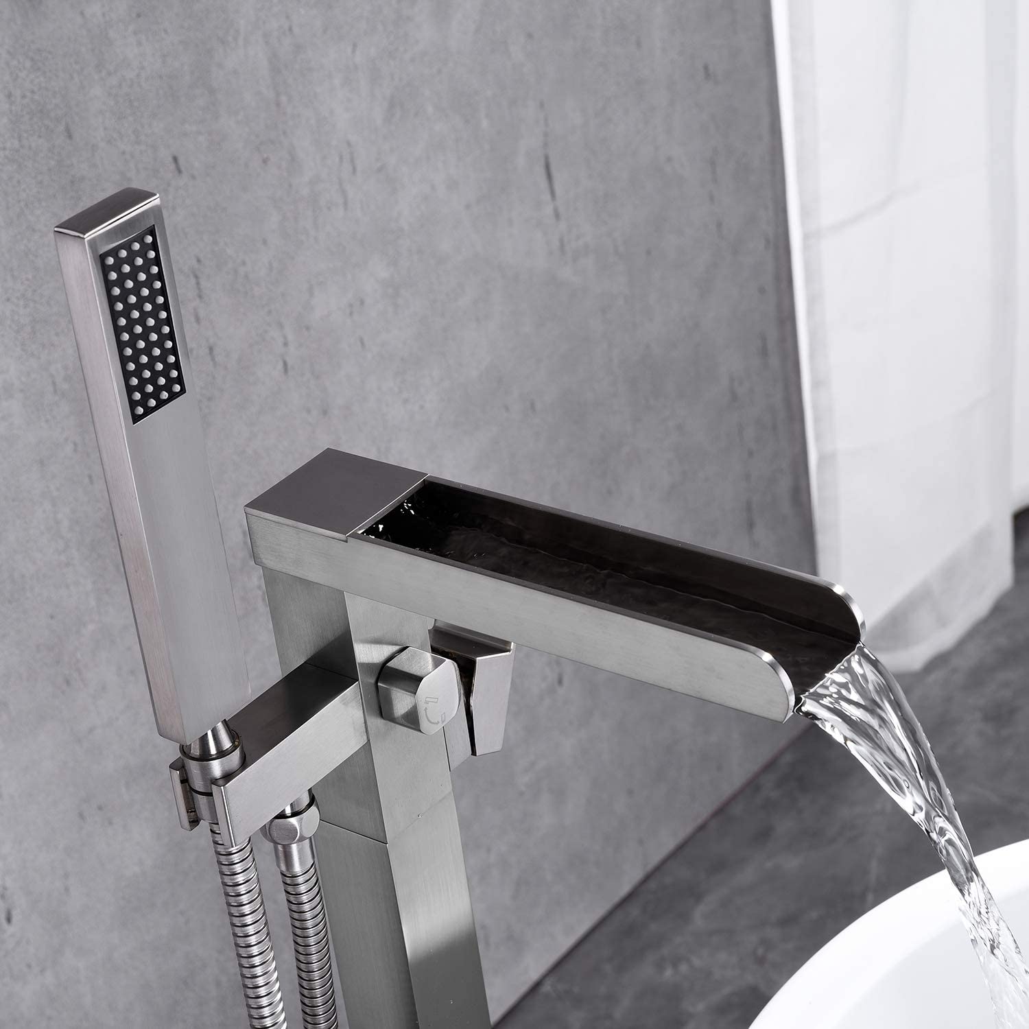 Single Handle Floor Mounted Freestanding Tub Filler with Hand Shower