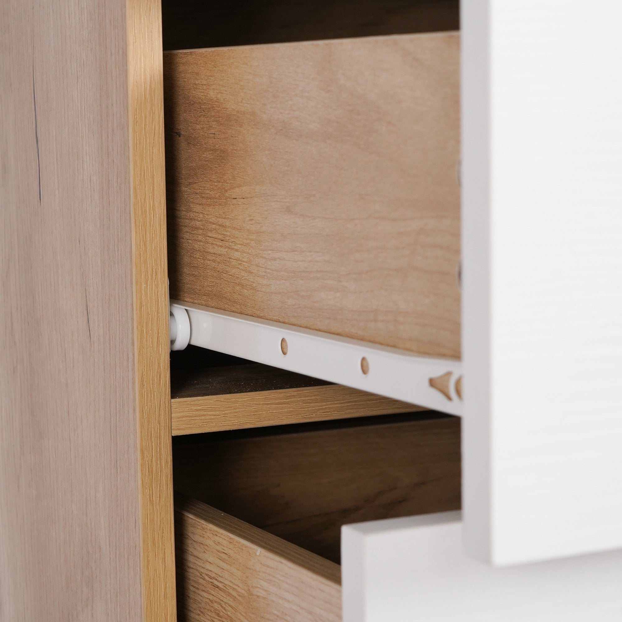 4-Drawer 32" W Wood Chest in Natural&White