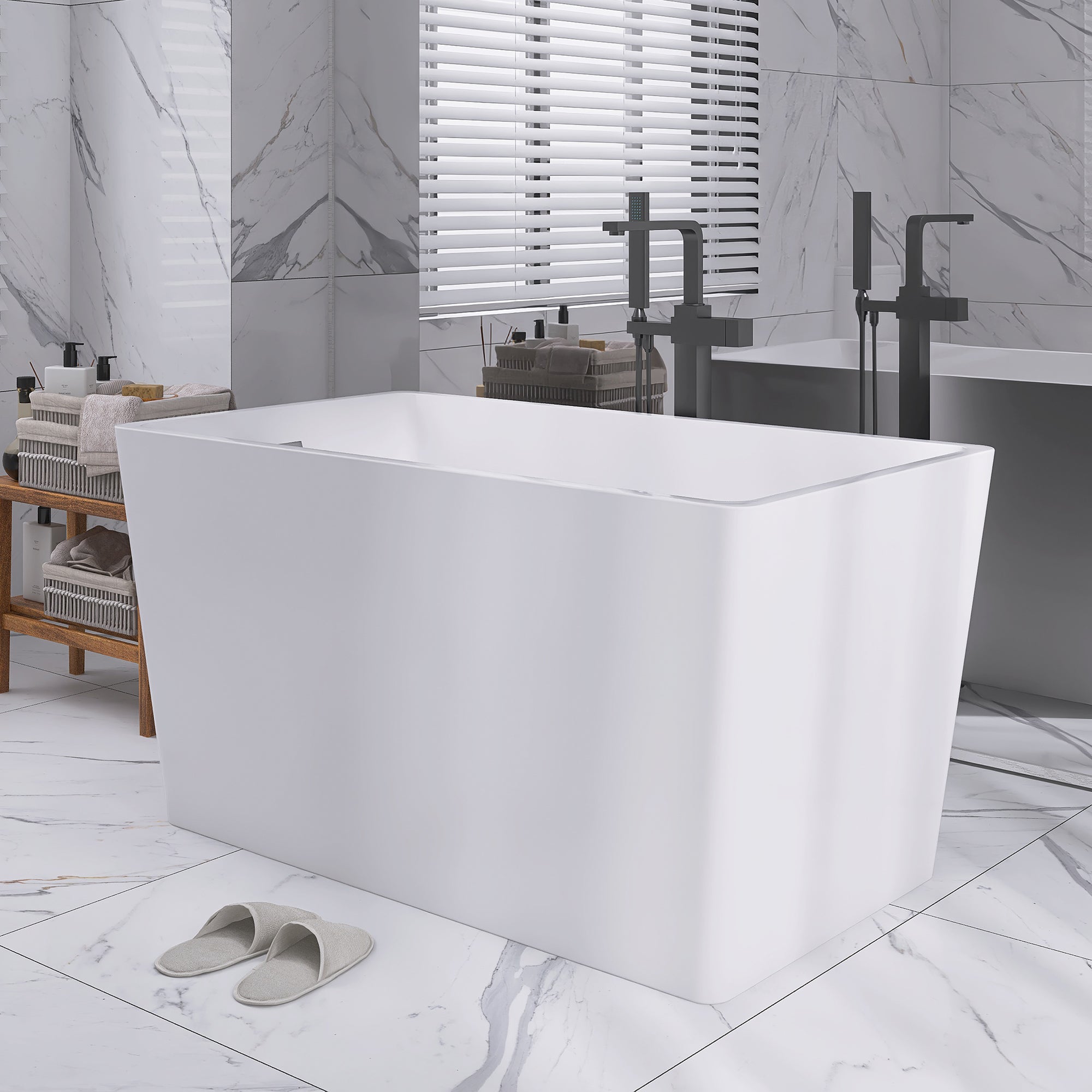 47" x 28" Freestanding Soaking Acrylic Bathtub