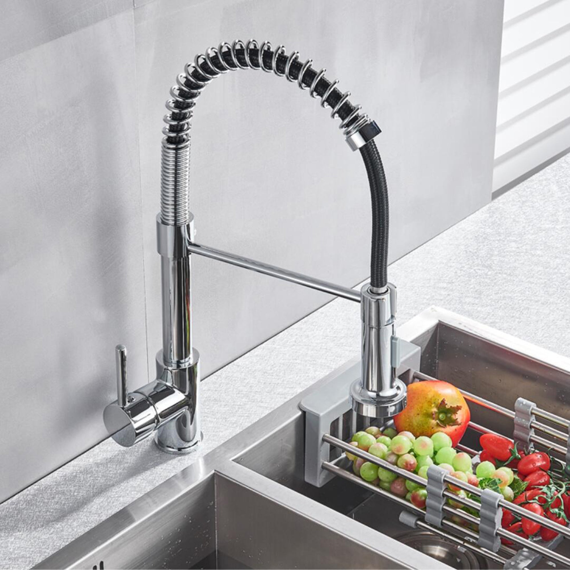 Single Handle Deck Mounted Spring Neck Pull Down Kitchen Faucet