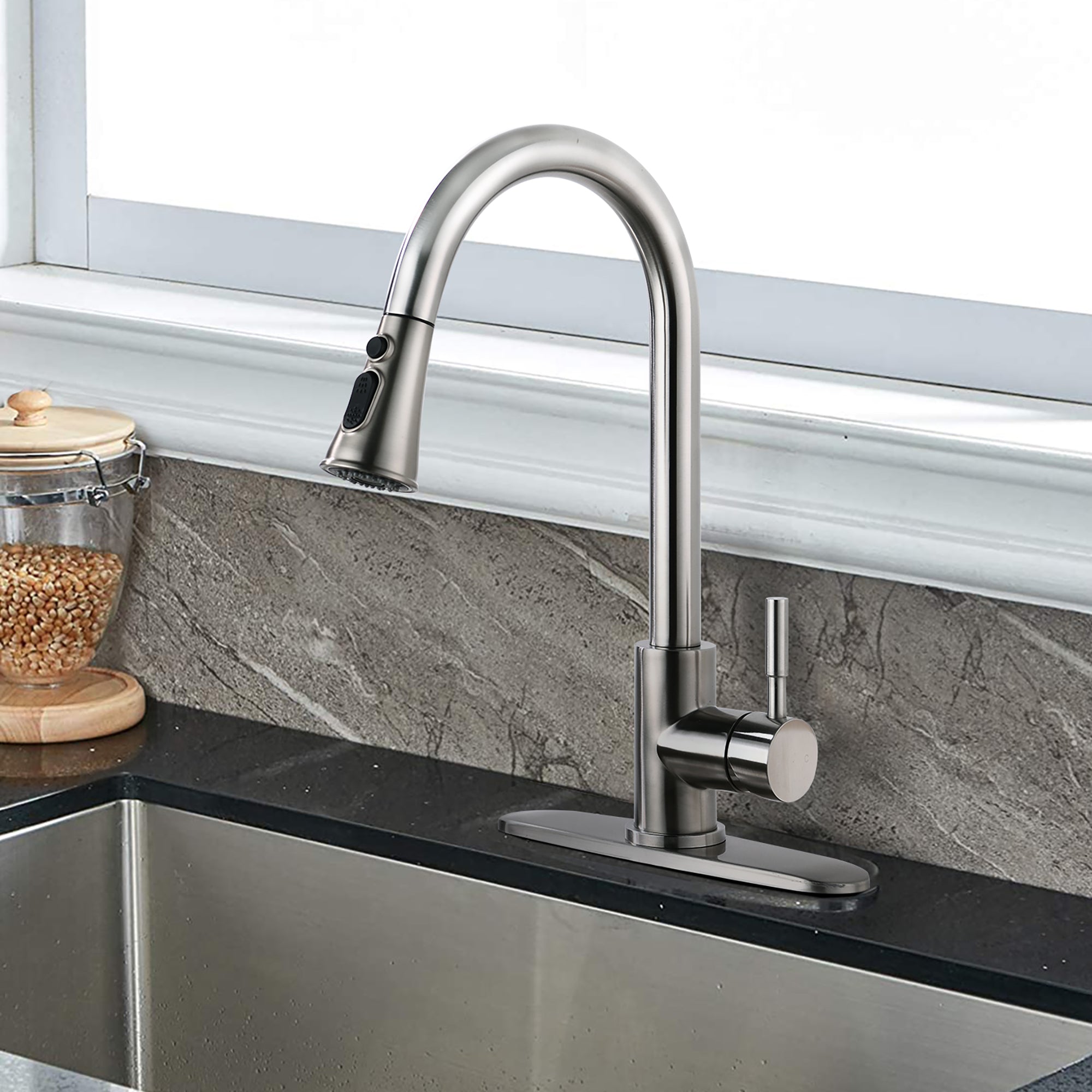 Single Handle Deck Mounted High Arc Pull Down Kitchen Faucet with Sprayer