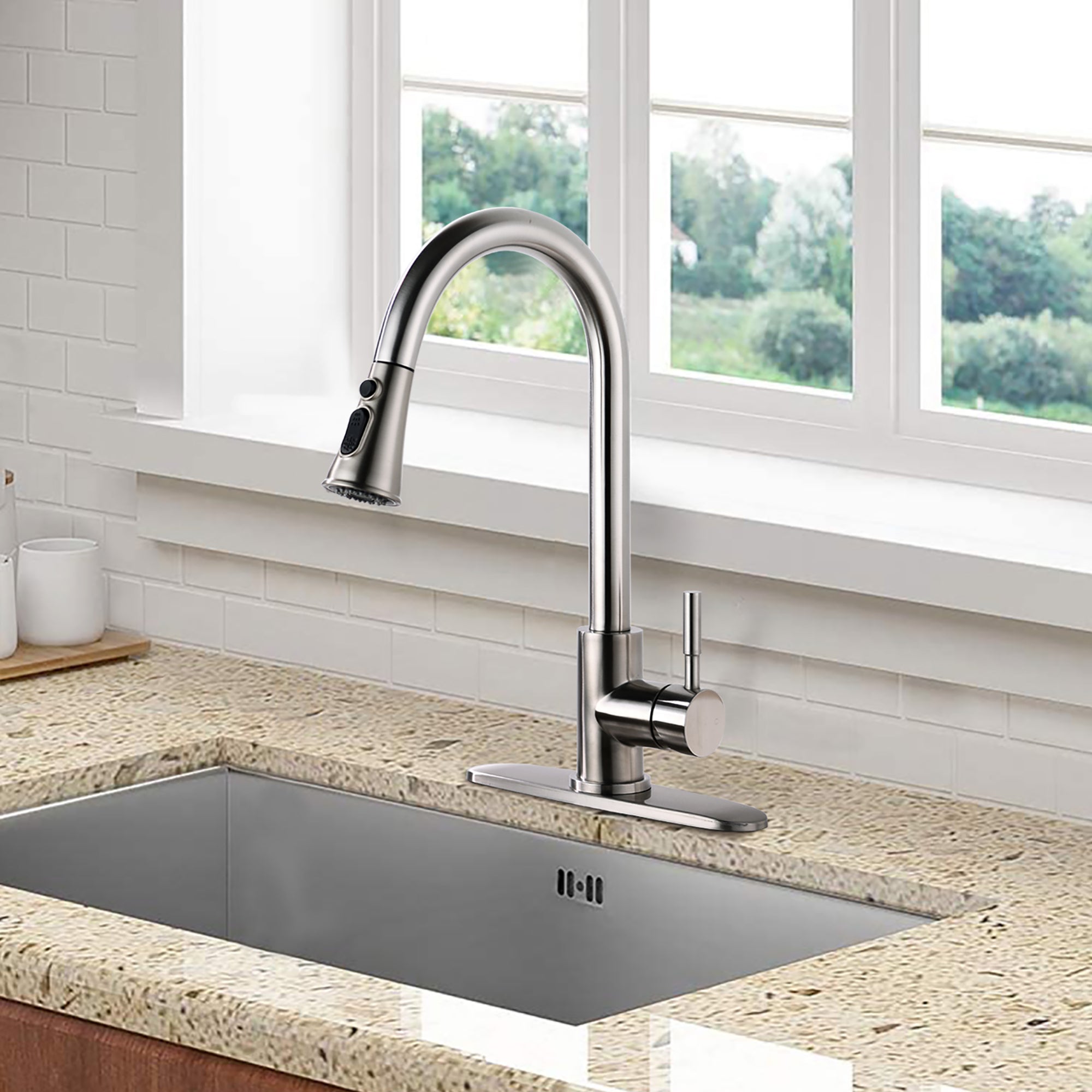 Single Handle Deck Mounted High Arc Pull Down Kitchen Faucet with Sprayer