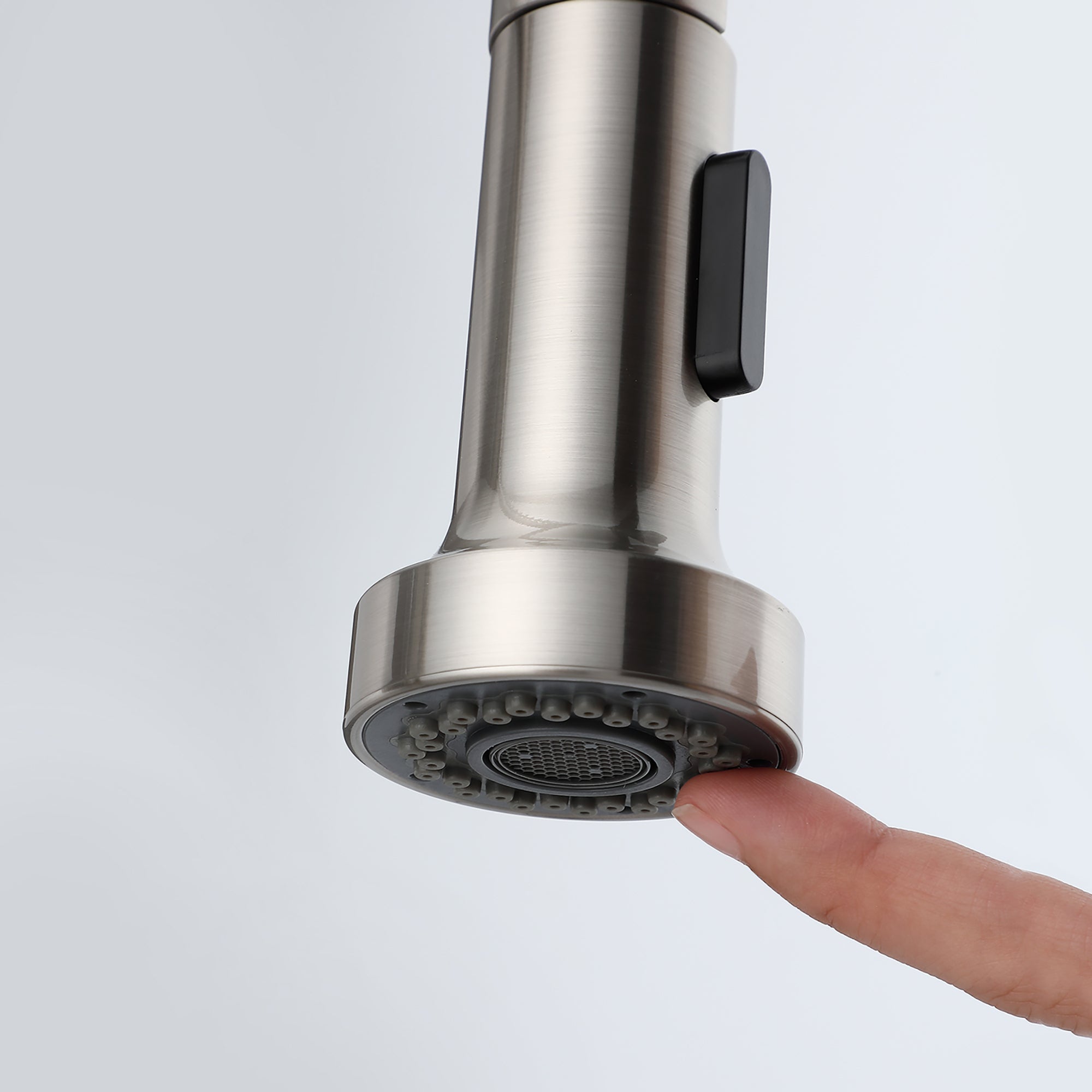 Single Handle Deck Mounted Spring Neck Kitchen Faucet with Pull out Sprayer