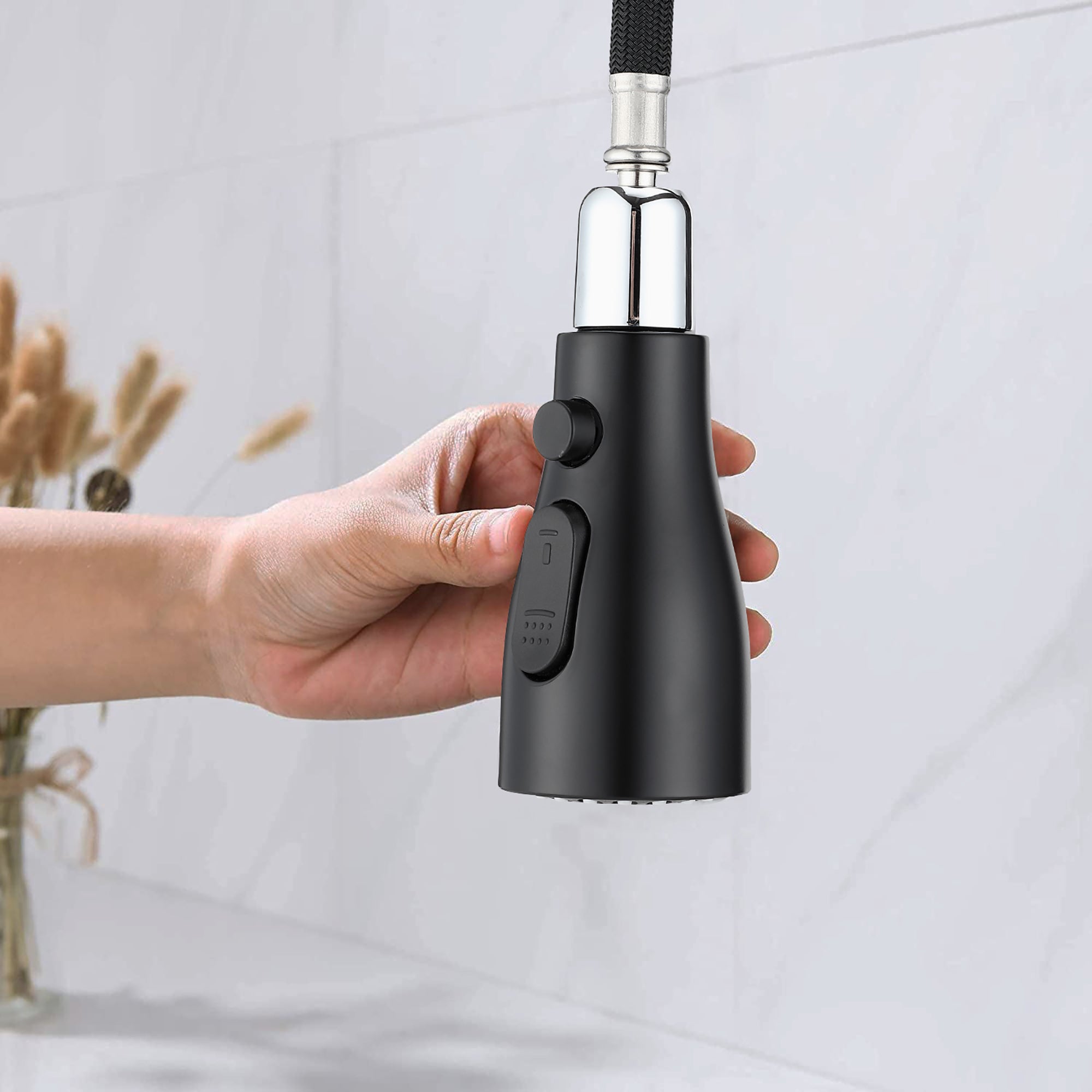 Single Handle Deck Mounted Pull Down Kitchen Faucet
