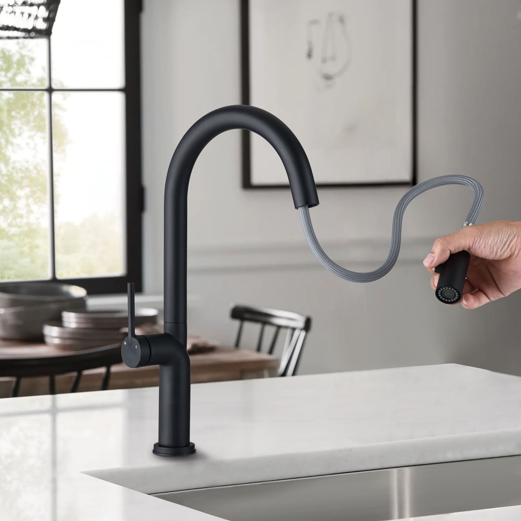 Single Handle Deck Mounted High Arc Pull Down Kitchen Faucet with Deckplate