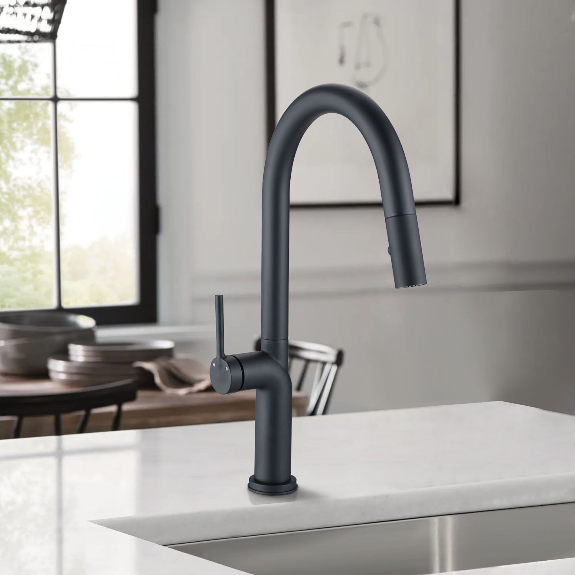 Single Handle Deck Mounted High Arc Pull Down Kitchen Faucet with Deckplate
