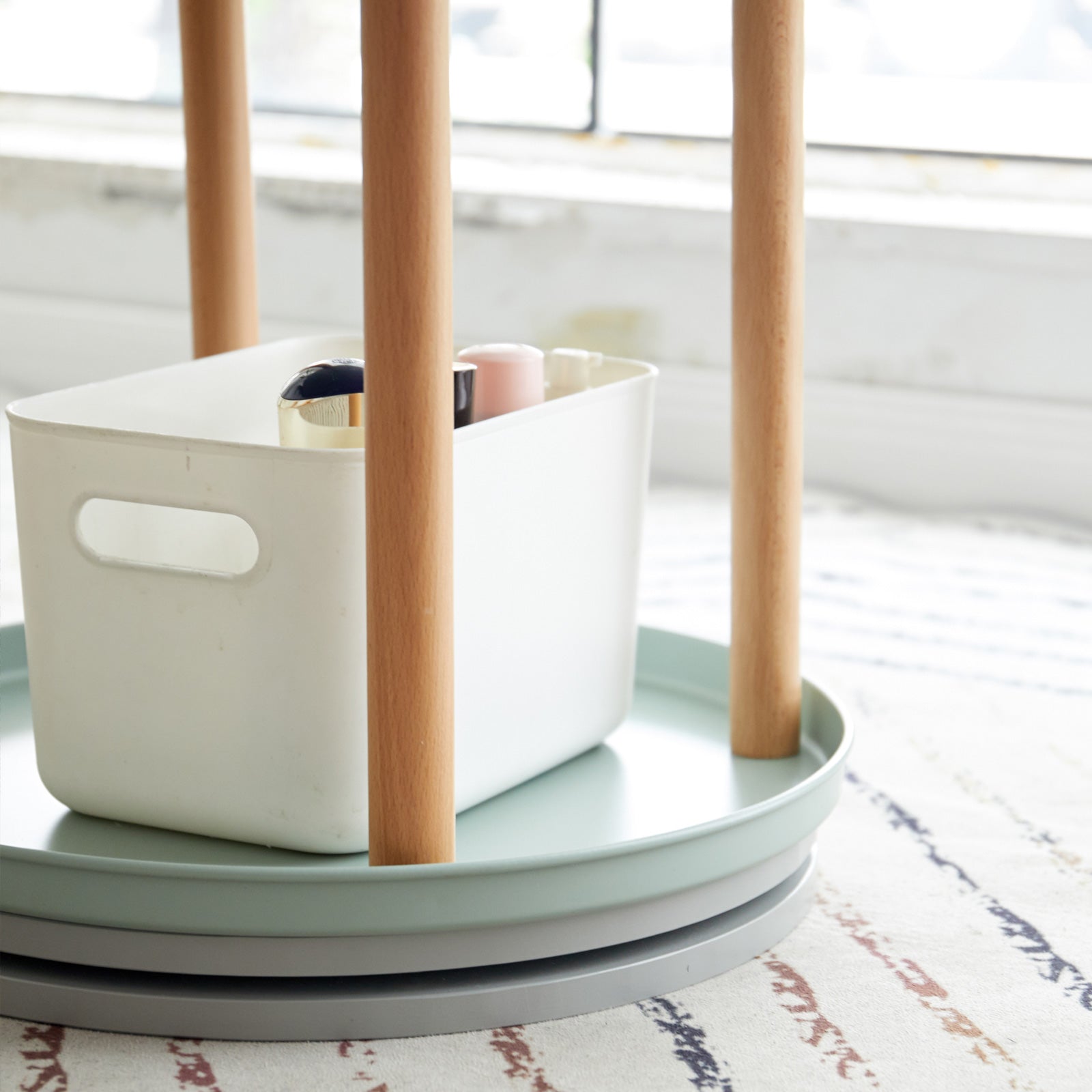 Standing Multifunctional Storage Rack 360° Rotating Bookshelf for Living Room