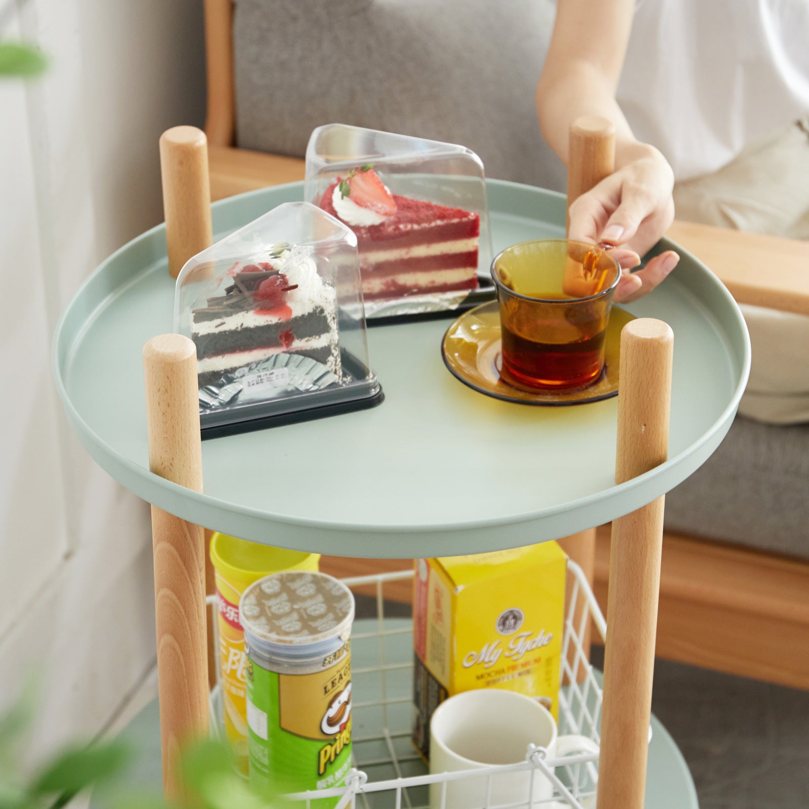 Standing Multifunctional Storage Rack 360° Rotating Bookshelf for Living Room