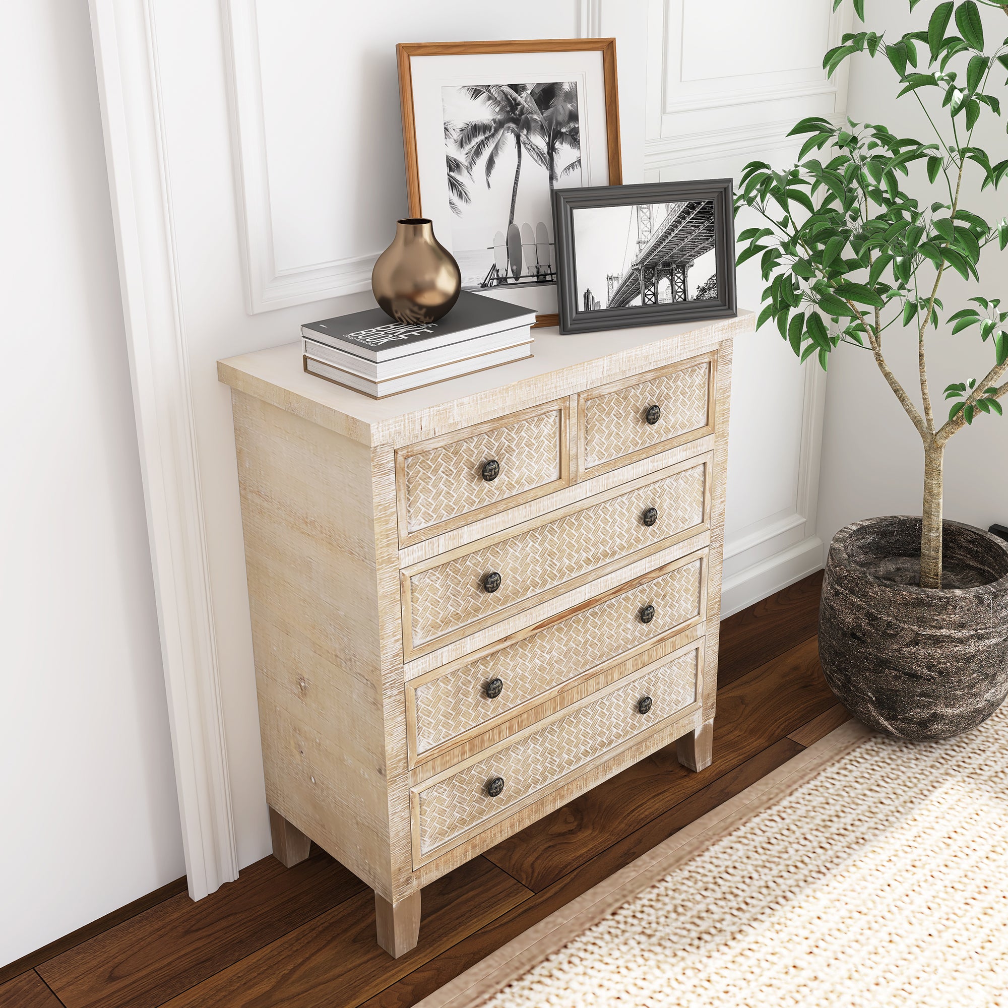 5 Drawer 29.5'' W Solid Wood Chest